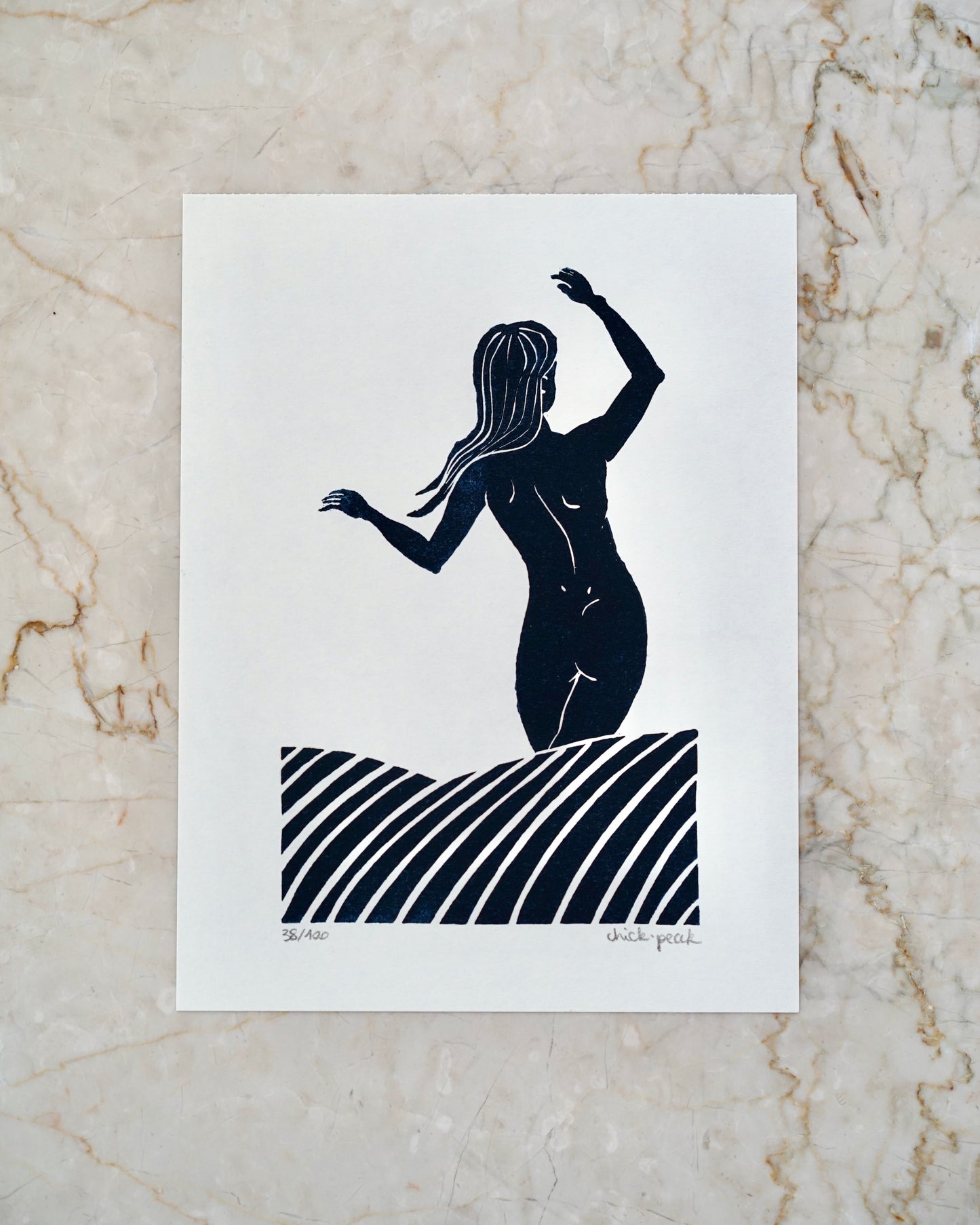 Affiche Longboardeuse • A5 • Linogravure