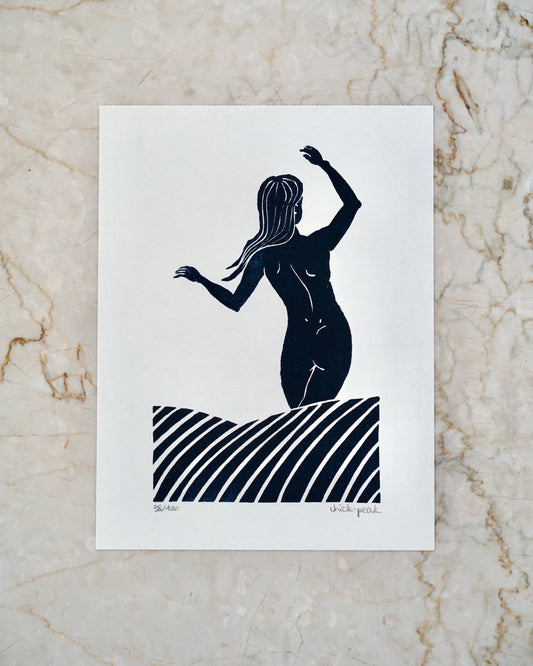 Affiche Longboardeuse • A5 • Linogravure