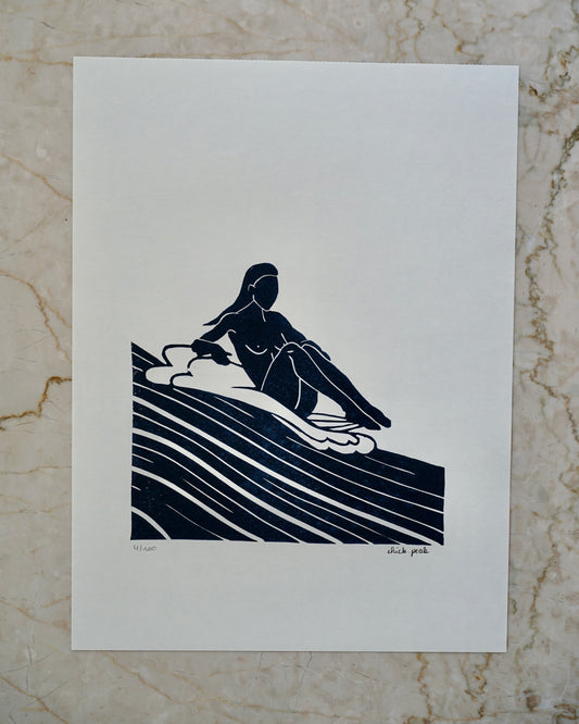 Affiche Surfeuse assise • A4 • Linogravure